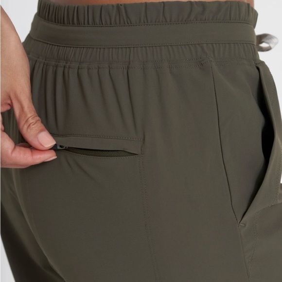 Vuori Miles Jogger - Picture 4 of 5